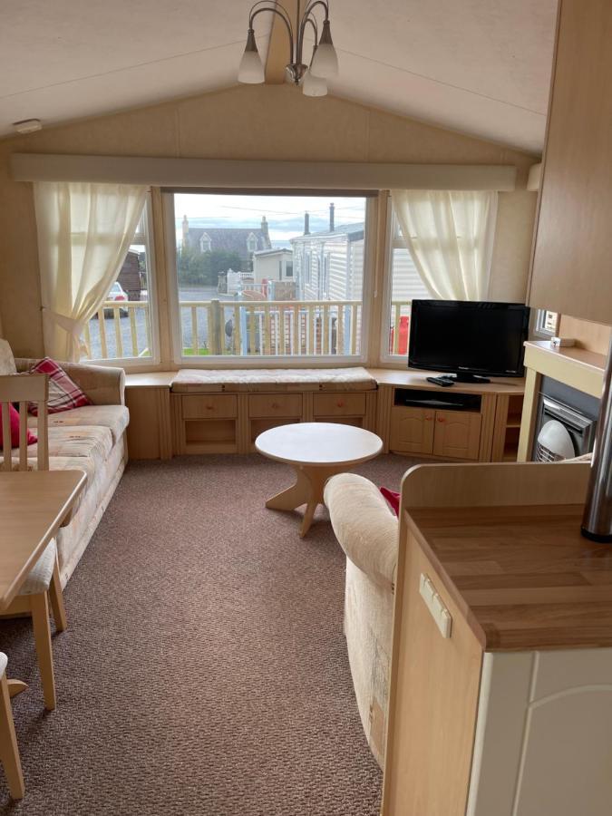 Beautiful 2-Bed Static Caravan ニュートン・スチュワート エクステリア 写真
